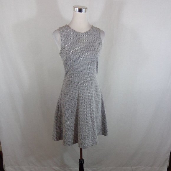 ANN TAYLOR-LOFT A-LINE DRESS SZ 2 WHITE & BLACK - Picture 1 of 5